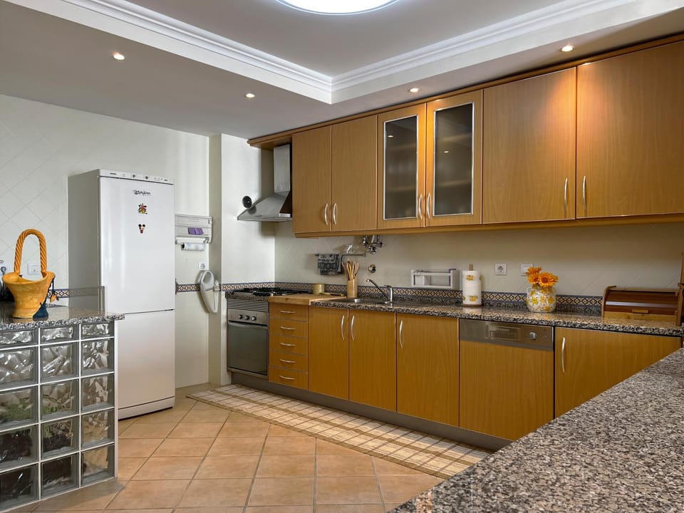 Kitchen or kitchenette, kitchen