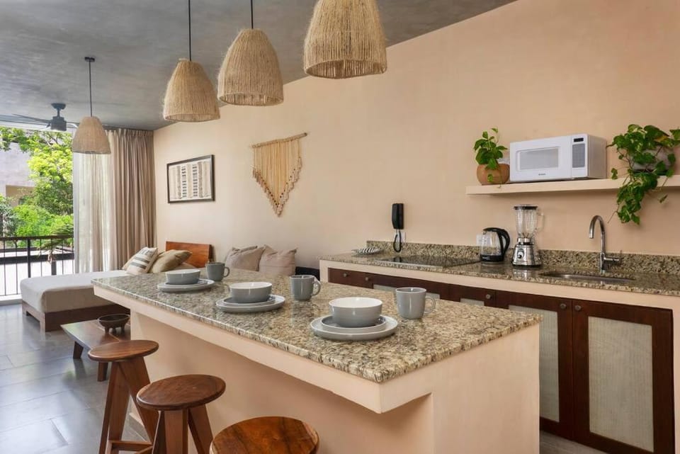 Kitchen or kitchenette