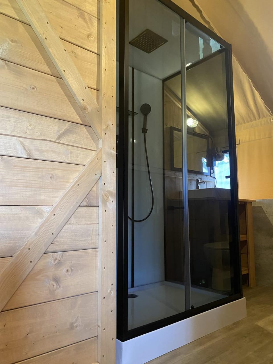 Kemp Sluknov- Glamping Campground/ 
RV Resort in Saxony