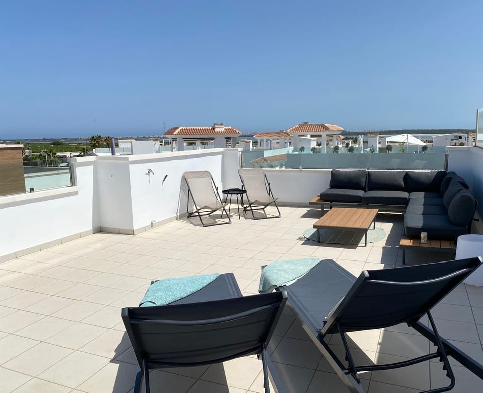 Casa Riva - 30 minutes to Alicante and 8 minutes to the beach Villa in Vega Baja del Segura