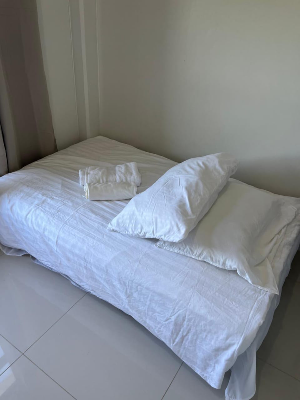 Brand New Condo With Scenic View and Pool Apartment in Central Visayas