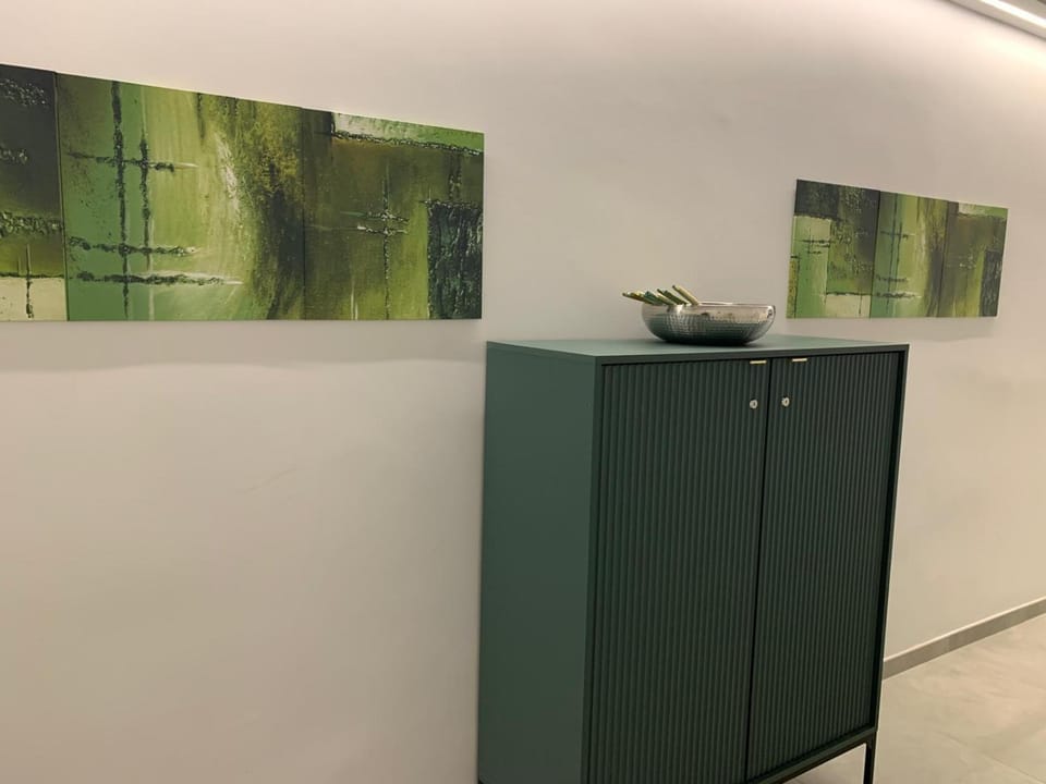 Lobby or reception, Decorative detail