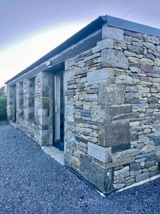 Clarefornia Stone Shed Apartment in County Clare