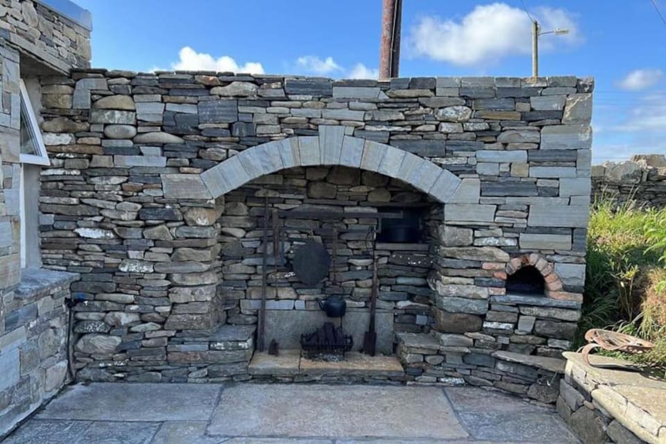 Clarefornia Stone Shed Apartment in County Clare