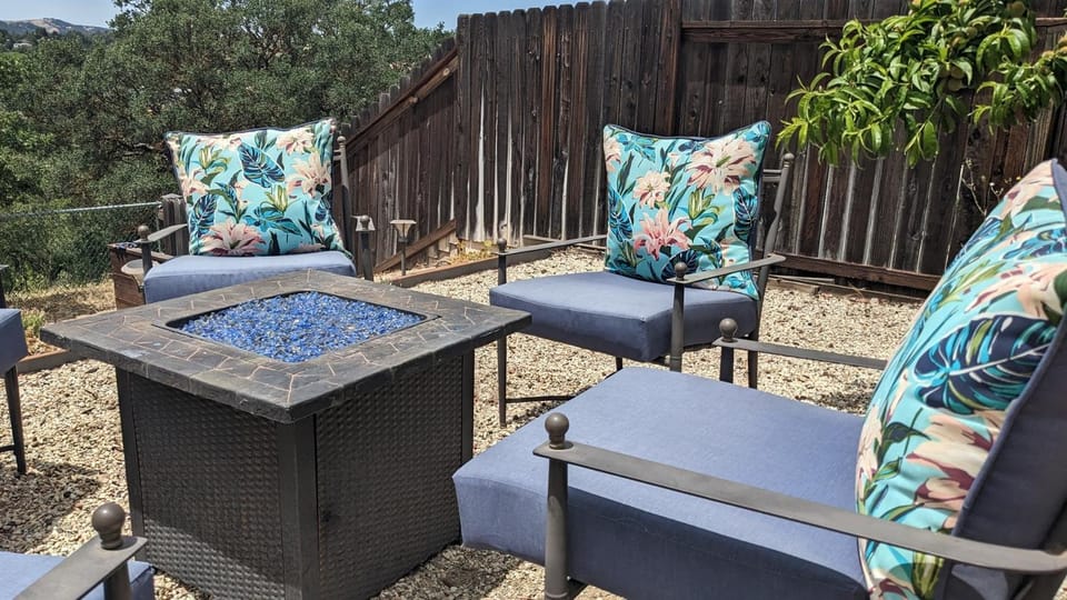 Manzanita ManorArtistic Escape Near Downtown Paso House in Paso Robles