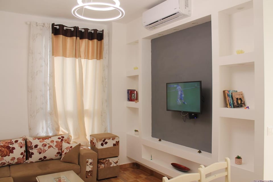 TV and multimedia, Living room, air conditioner