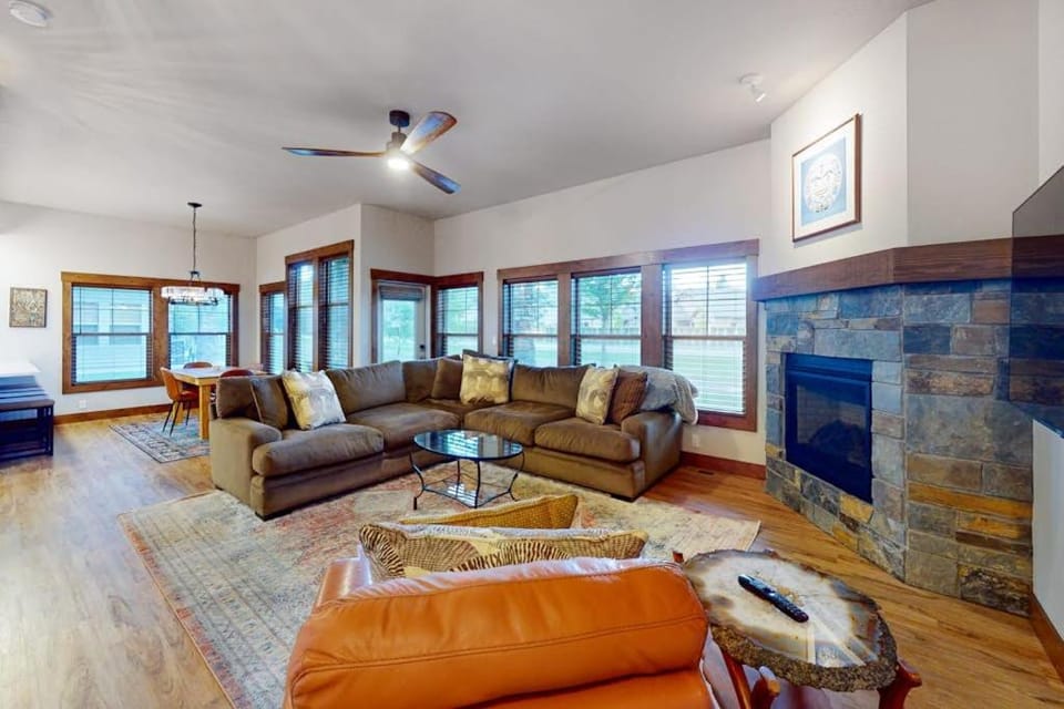 Pend Oreille Hideaway Apartment in Dover
