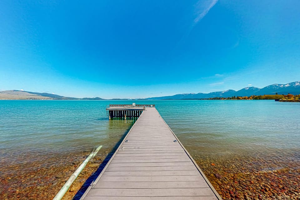 Soft Sunsets & Still Water at Flathead Condo House in Polson