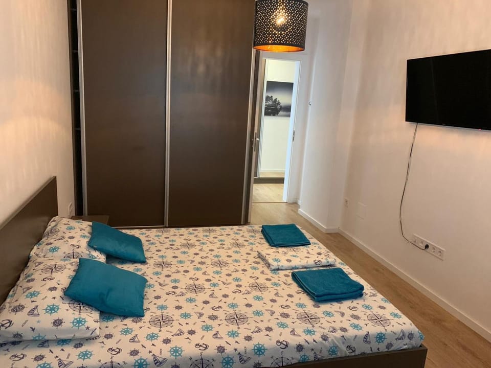 GranVia Cozy Studio Apartment in Bucharest
