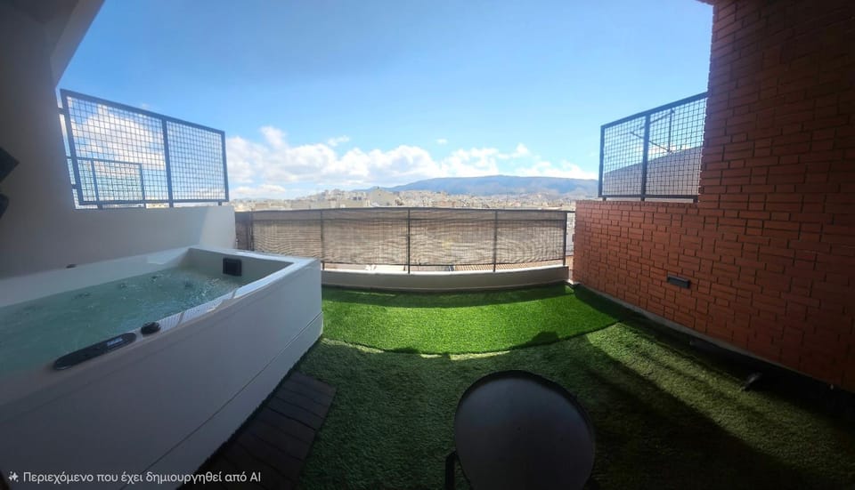 Acropolis Oasis Jacuzzi Apartment in Athens