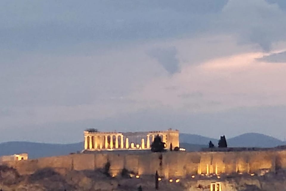 Nearby landmark, Balcony/Terrace, Landmark view
