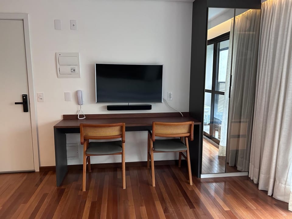 TV and multimedia, Dining area, Bedroom, locker