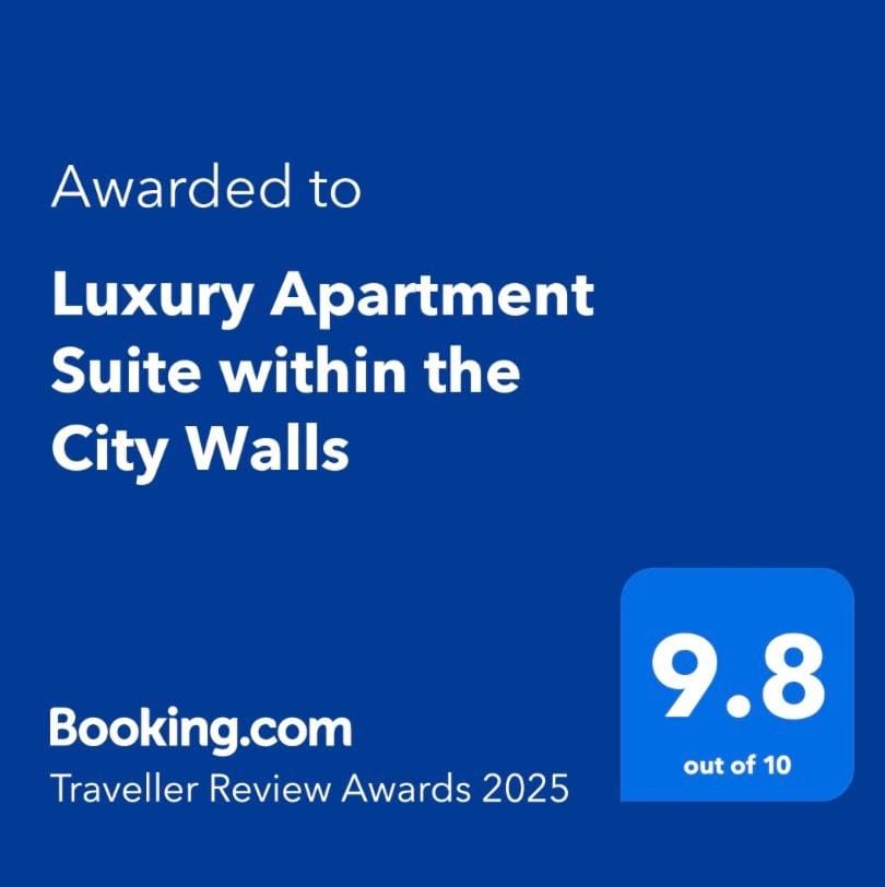 Luxury Apartment Suite within the City Walls Apartment in York
