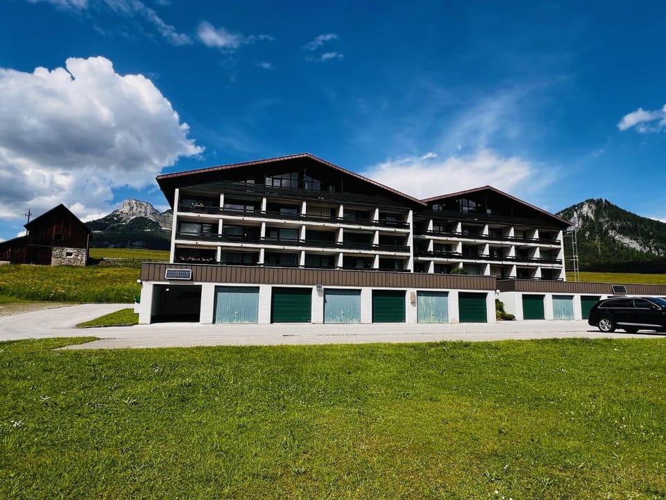 Property building, Day, Natural landscape, Parking