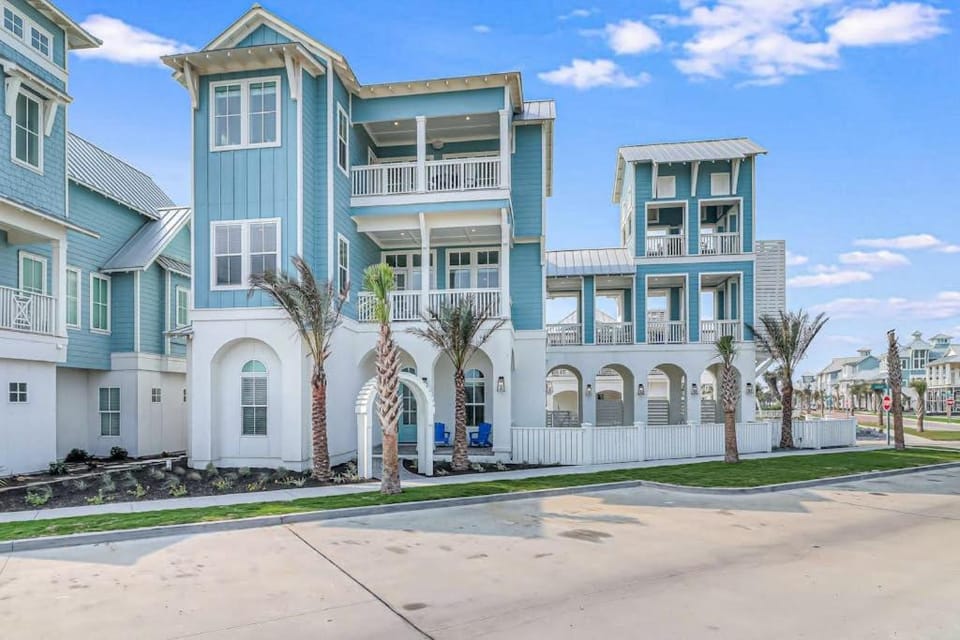Palmilla Amore House in Port Aransas