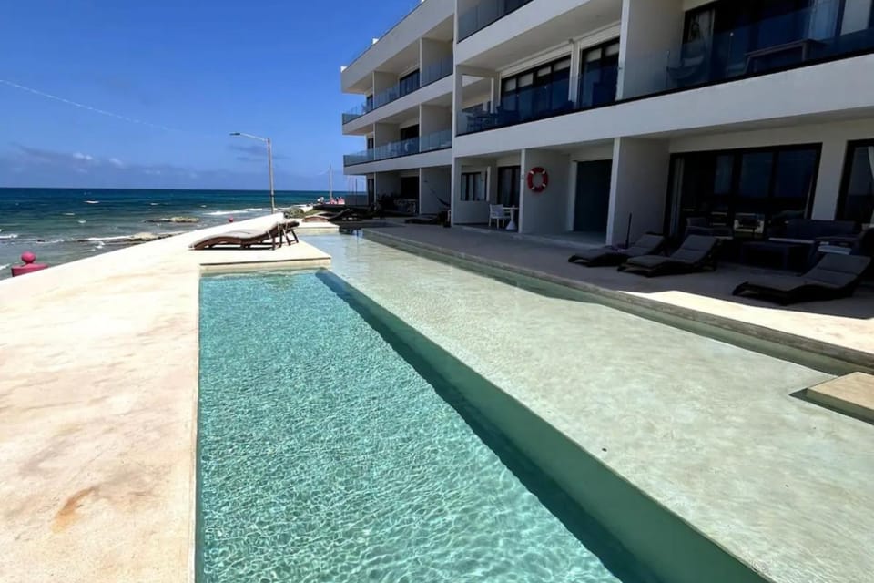Pool view, Swimming pool