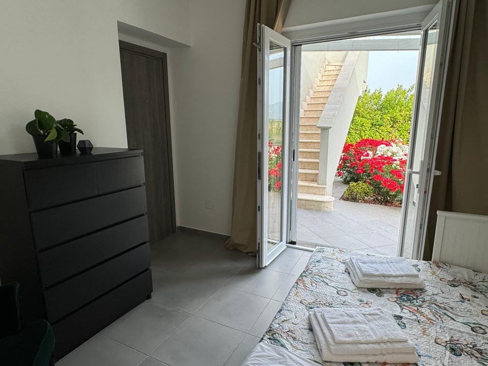 Patio, Balcony/Terrace