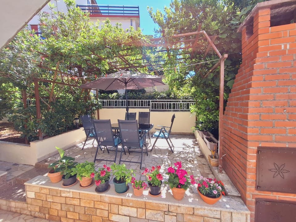 BBQ facilities, Balcony/Terrace