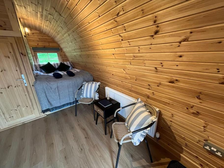 The Pod Patch - Bryn Pod Chalet in England