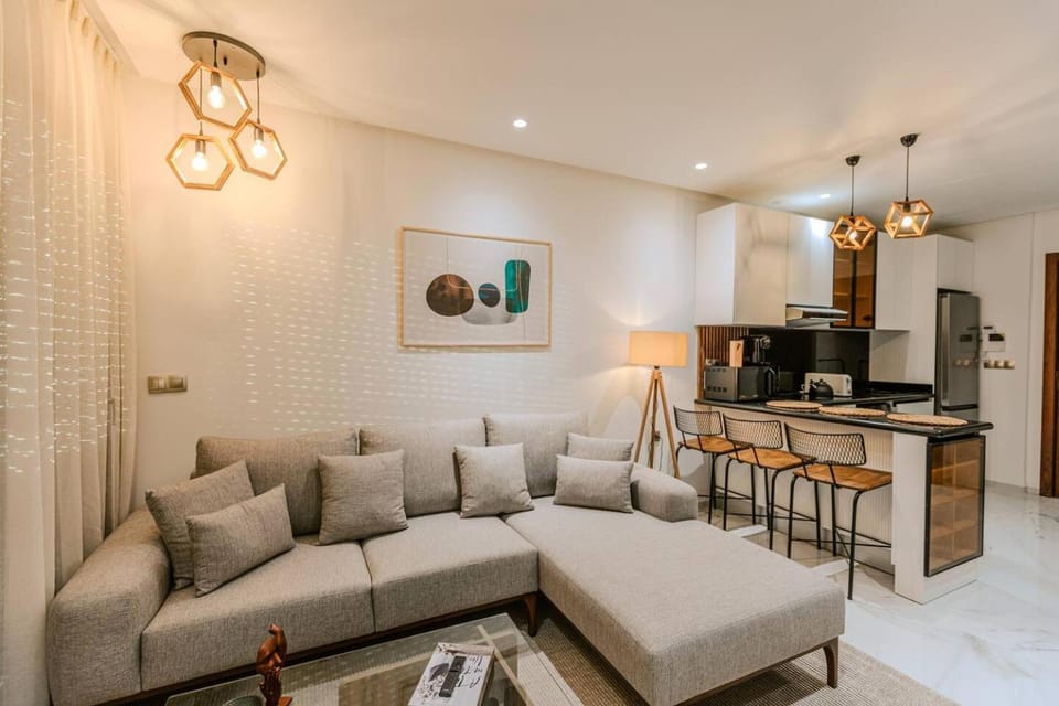 Kitchen or kitchenette, Living room, Dining area
