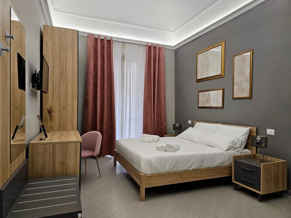 Bed, Bedroom