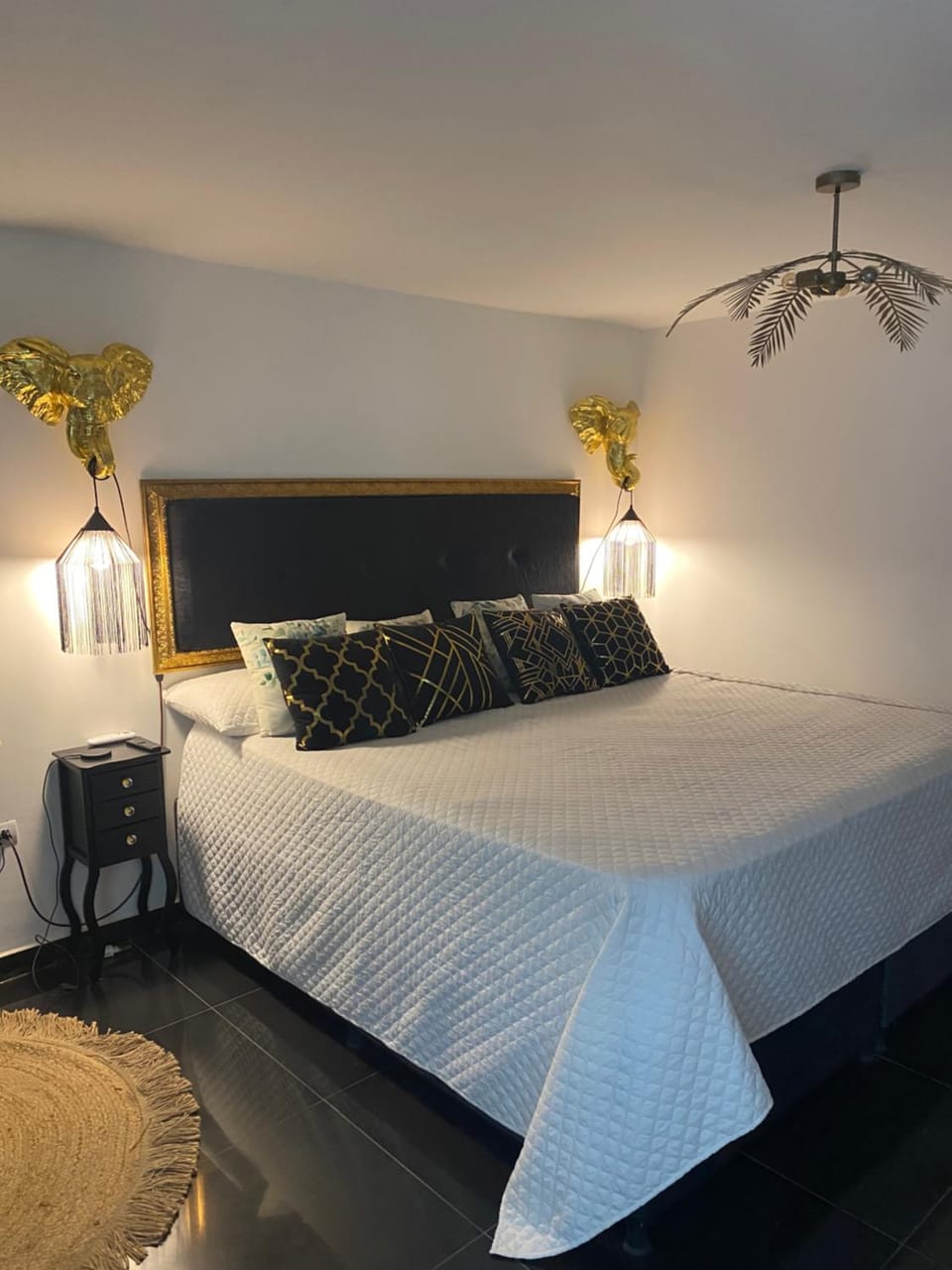Bed, Bedroom