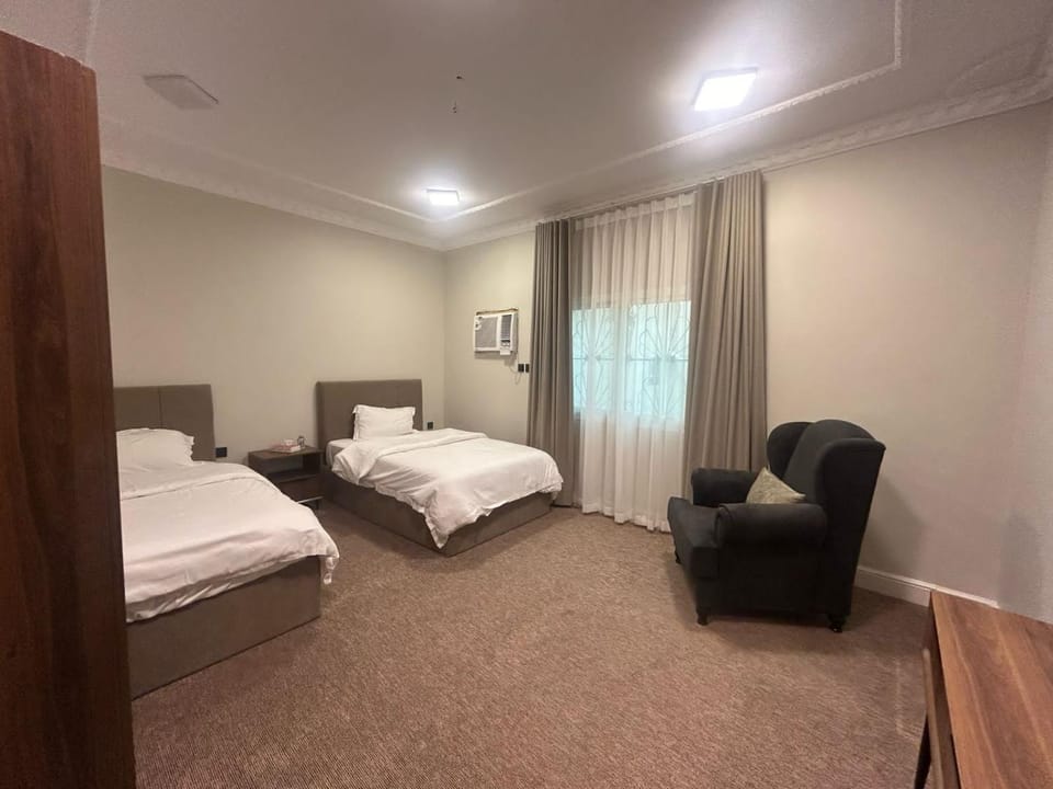 Photo of the whole room, Bedroom