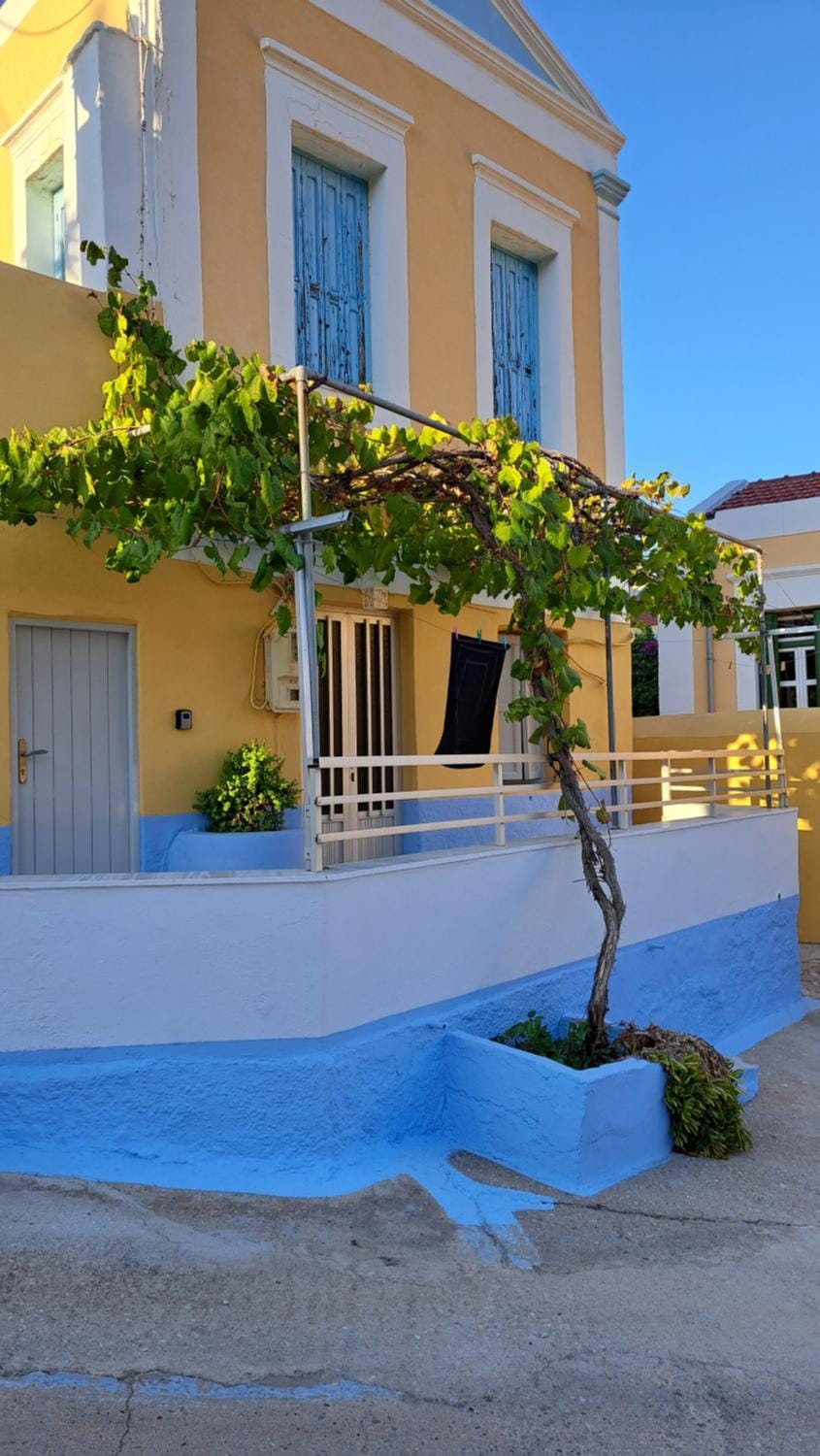 Property building, Day