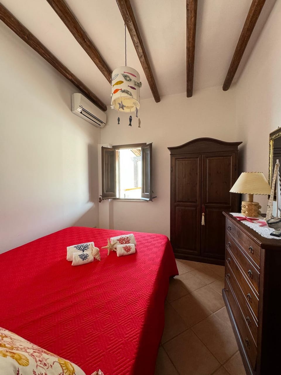 Bed, Photo of the whole room, Bedroom, towels, wardrobe