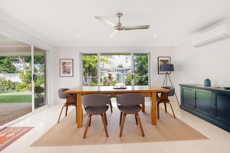 OCEAN55- Mooloolaba Family Holiday Home House in Sunshine Coast