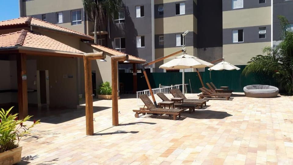 Swimming pool, sunbed