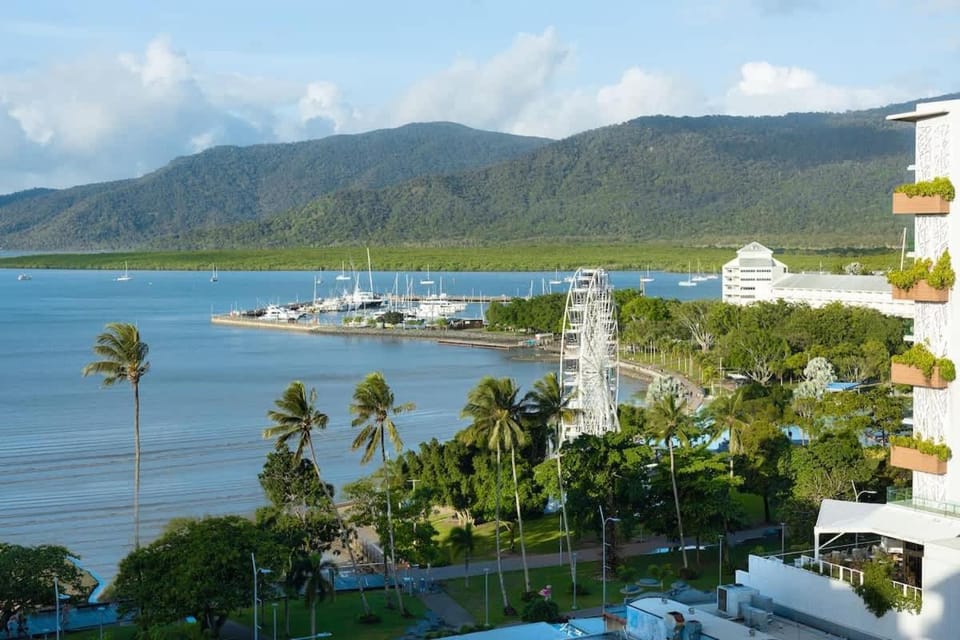 Natural landscape, Mountain view, Sea view