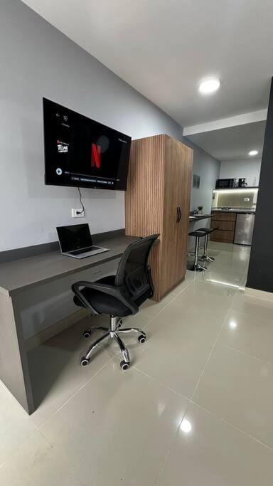 Elegancia, Confort, Cercania a MallPlaza Cali. Apto #102 Tequendama Apartment in Cali
