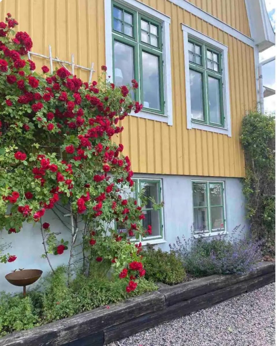 Villa Björkliden B&B Bed and Breakfast in Västra Götaland County