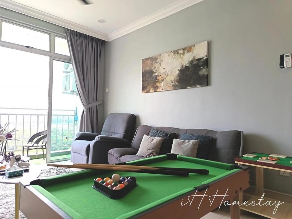 Living room, Entertainment