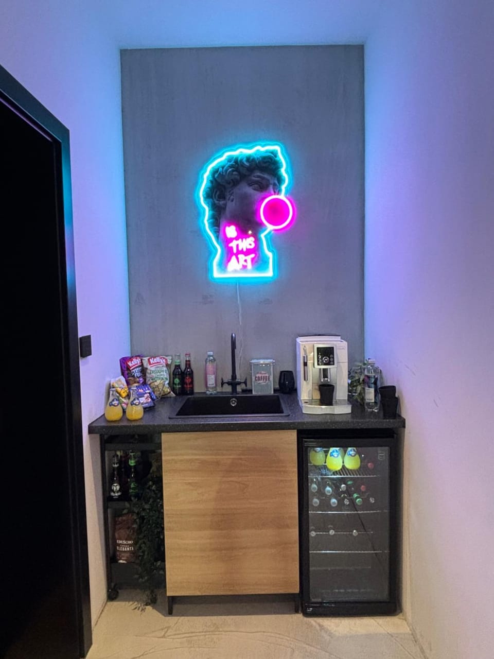 minibar