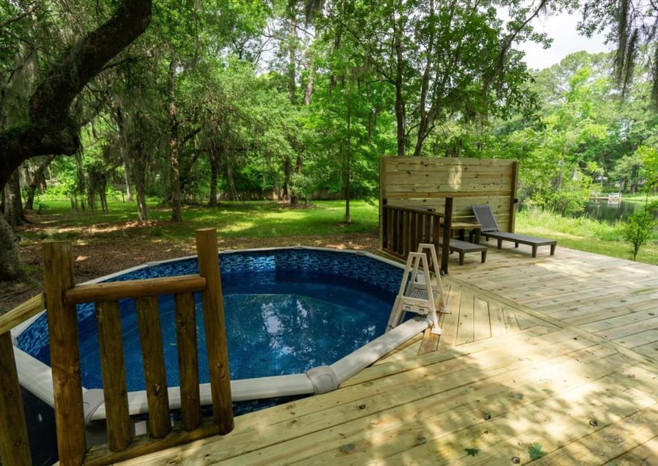 Pool view, Swimming pool