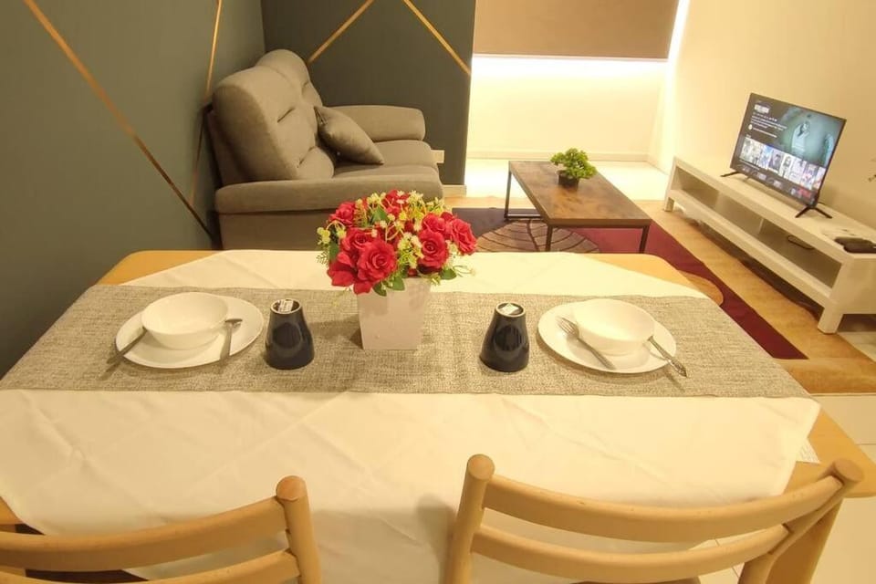 HzA1506-KLIA Slf checkIN-WIFI-Netflix-Pool-Parking-KLIA, 7100 Apartment in Selangor, Malaysia