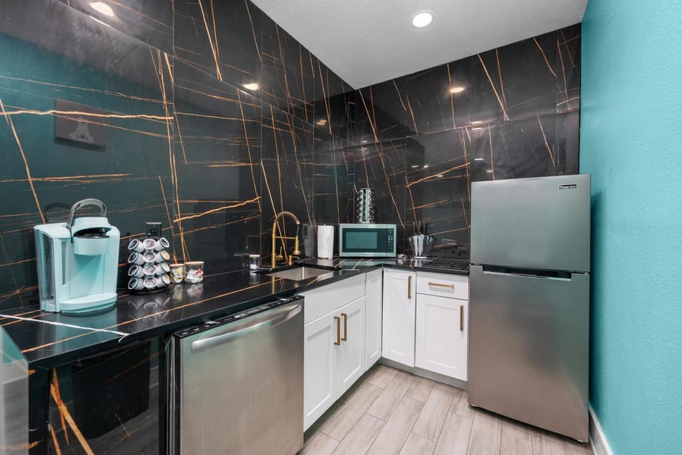 Cute and Cozy Studio Near Galleria Apartment in Harris County