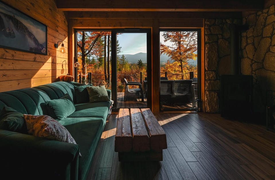 View (from property/room), Balcony/Terrace, Living room, Seating area, Mountain view, fireplace