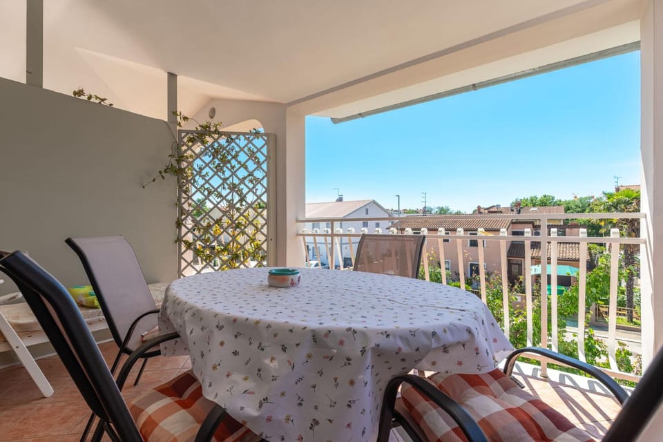 View (from property/room), Balcony/Terrace