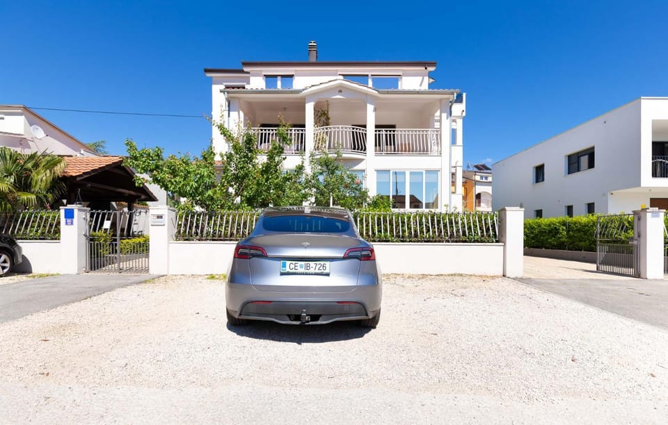 Property building, Parking
