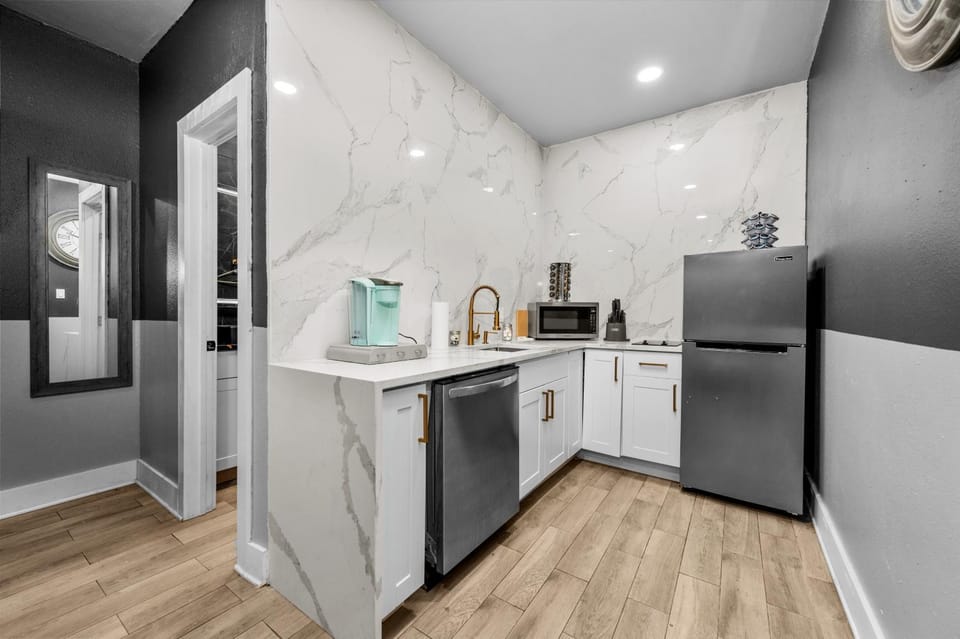 Charming Downtown Studio - Ideal Location for Exploring Houston Apartment in Harris County