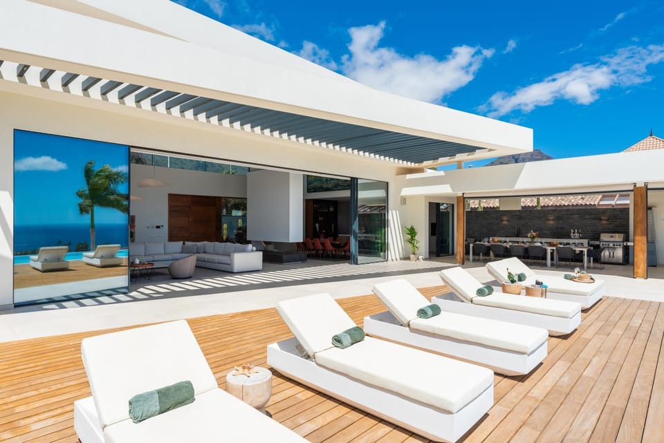 BBQ facilities, BBQ facilities, Living room, Dining area, sunbed