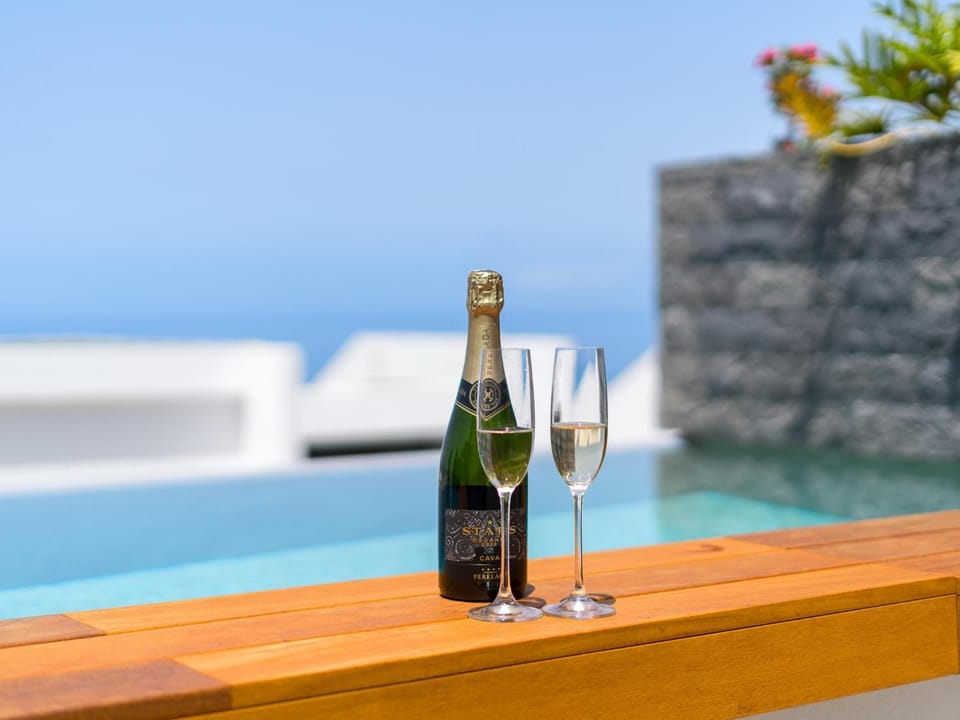 SVB Aquasuites Luxury Duplex - B07 Apartment in Acantilados de Los Gigantes