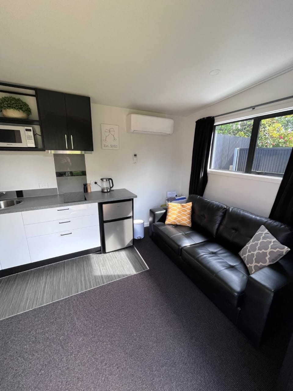 Cosy Apartment with Outdoor Private Bath for 2 Apartment in Canterbury