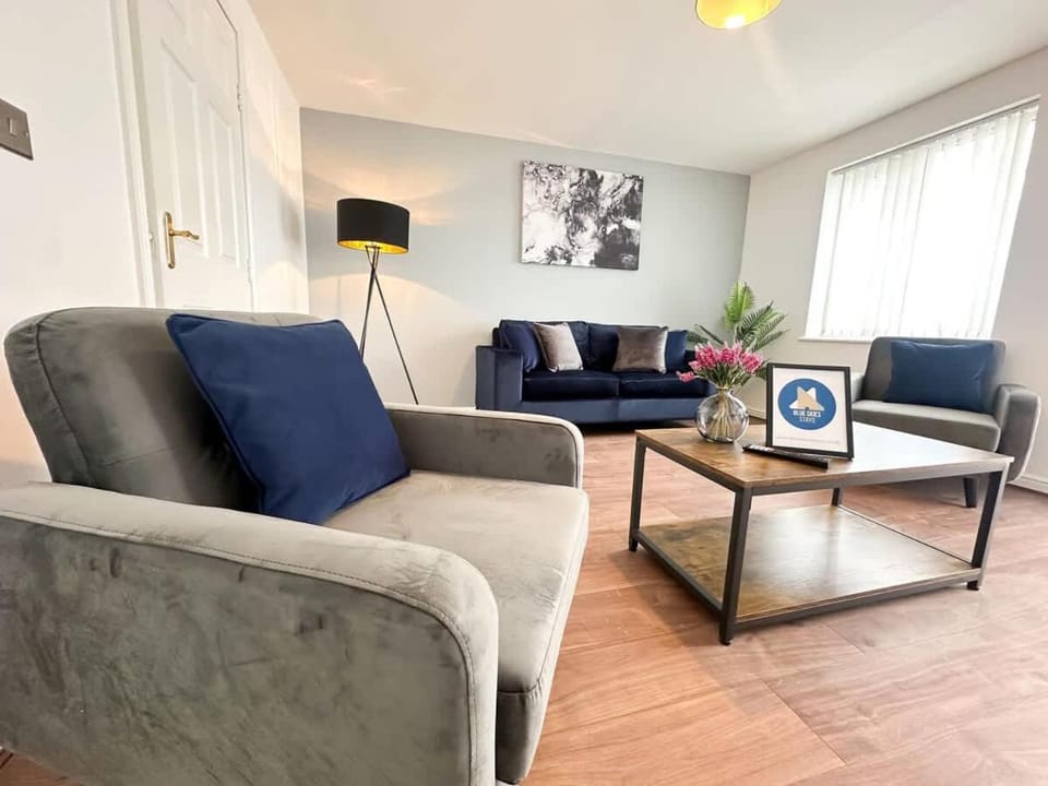 Moor House by Blue Skies Stays House in Darlington