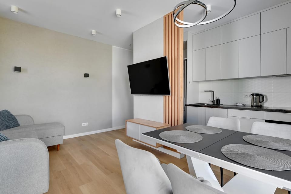 TV and multimedia, Kitchen or kitchenette, Dining area