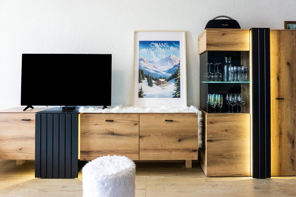 Ace Location with Pool & Sauna Apartment in Crans-Montana
