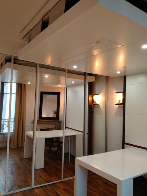 Exceptionnel à Paris - Appartement Coup de cœur assuré ! Apartment in Pantin